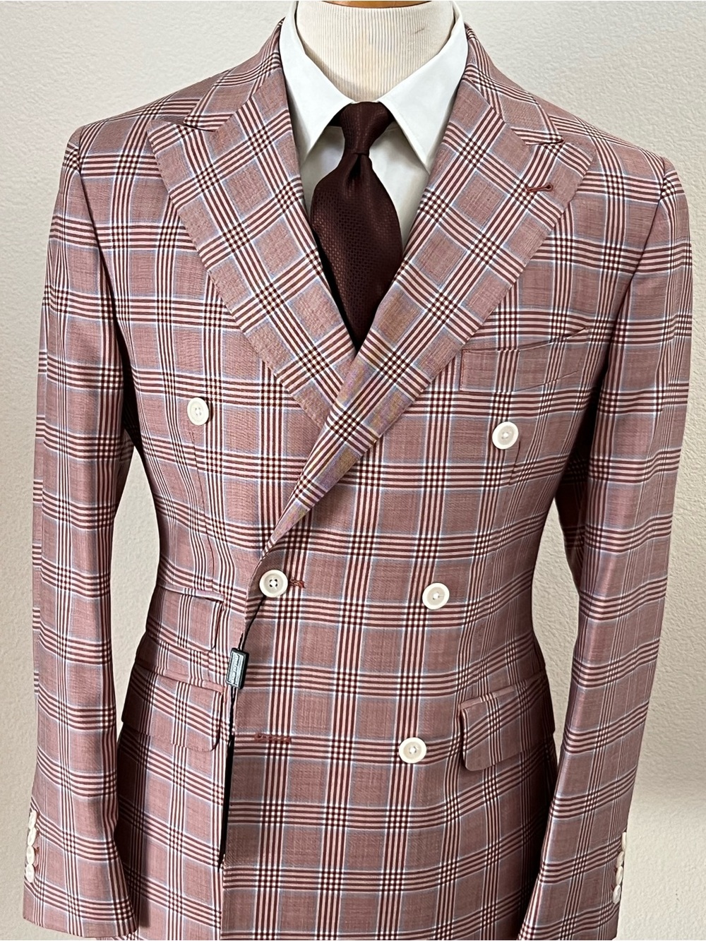 Men's Double-Breasted Plaid wool suit in Rose Brown